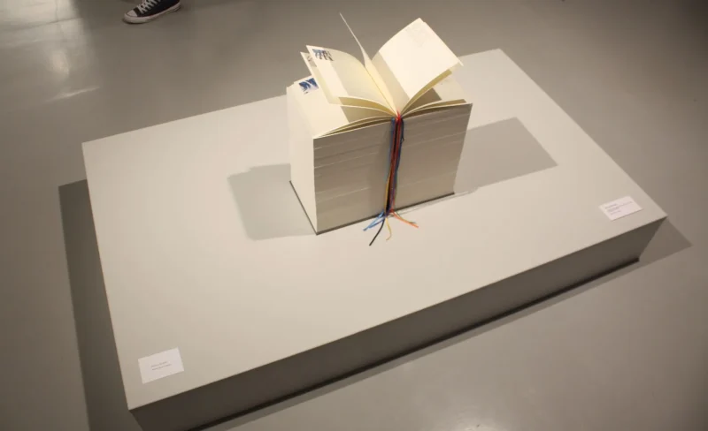 Kate Howlett-Jones - A Pocket Dictionary of the World’s Most Iconic Photographs